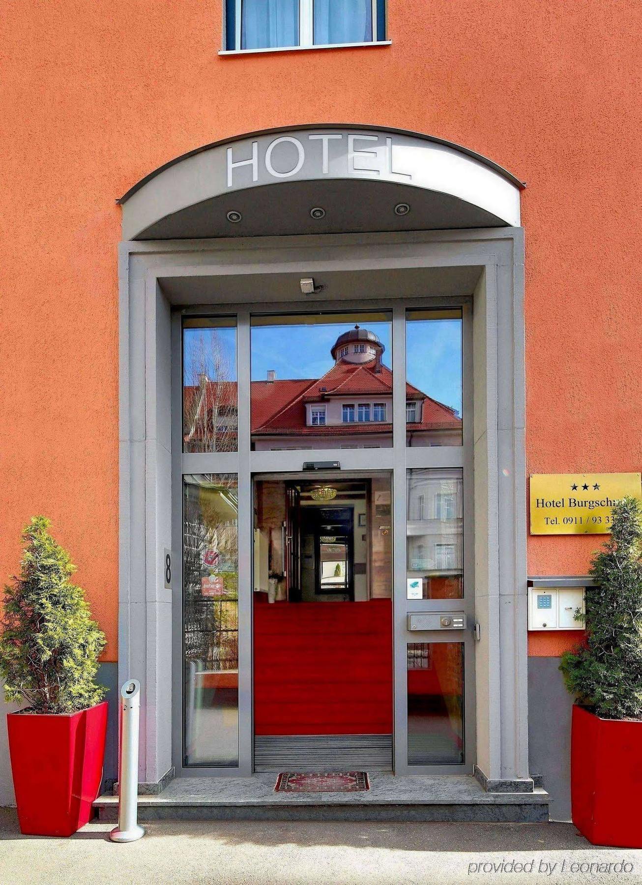 Hotel Tiptop Burgschmiet Garni 3*