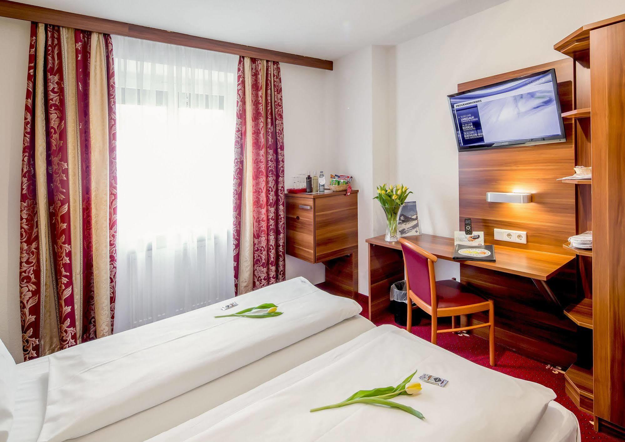 Tiptop Burgschmiet Garni 3*