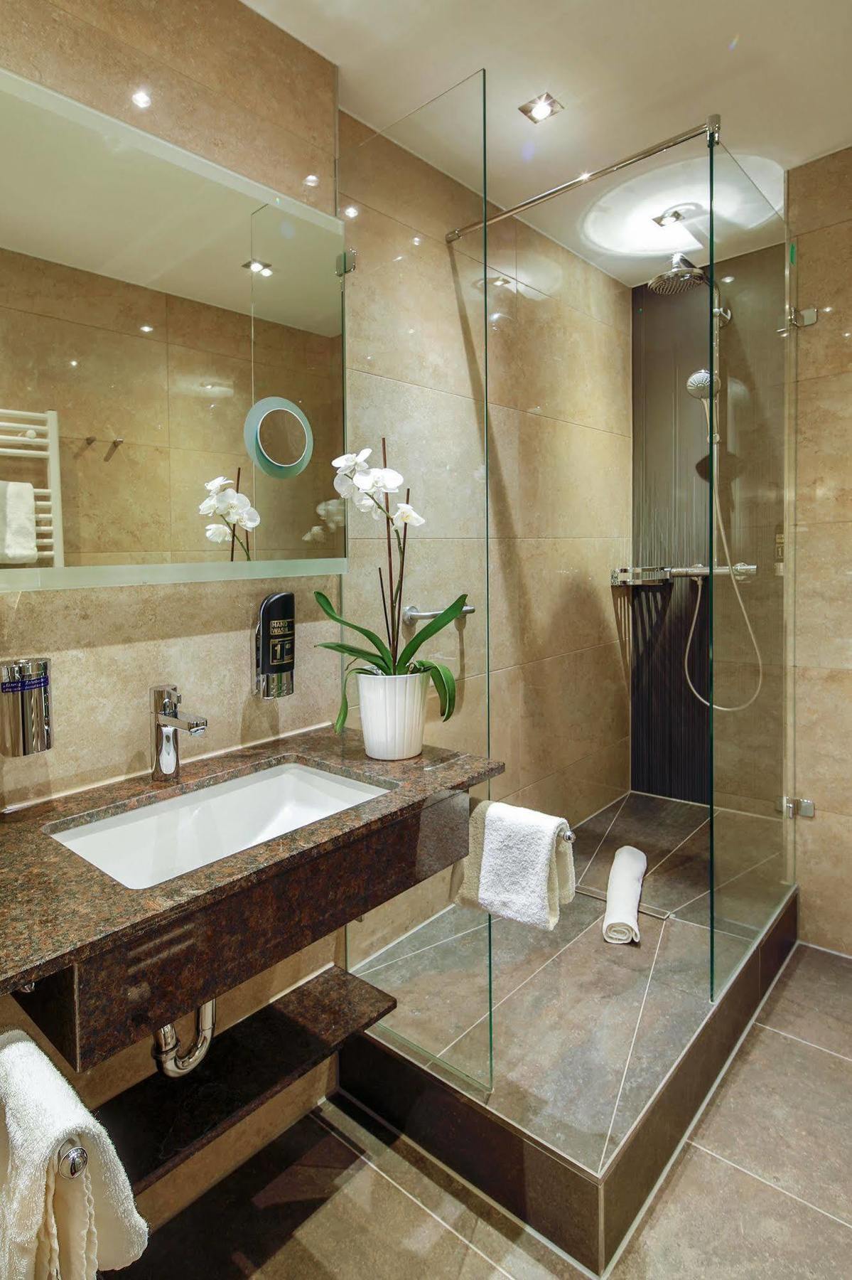 Tiptop Burgschmiet Garni 3*