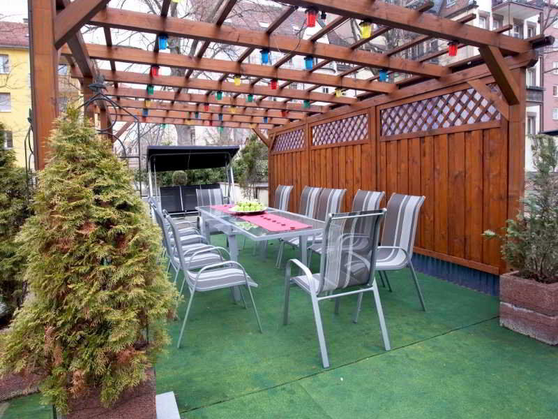 Tiptop Burgschmiet Garni Hotel